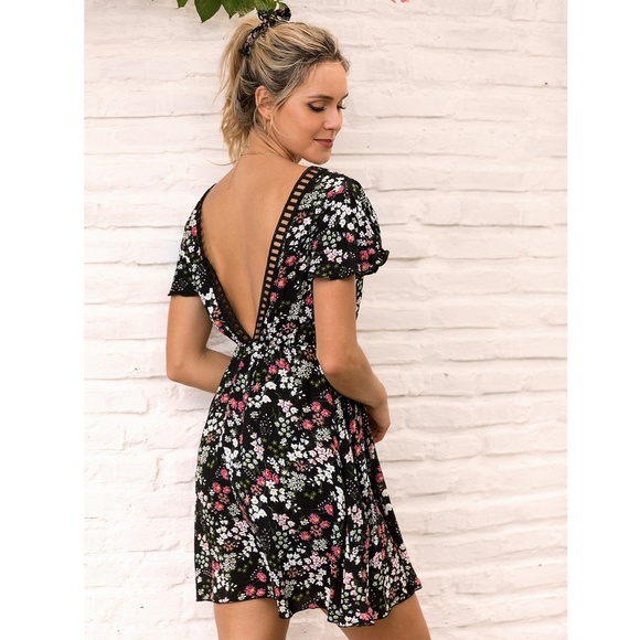 Floral Print Open Back Mini Black Dress - Picture 6 of 9